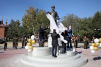 В Кургане открыли памятник основателю машиностроения Зауралья Сергею Балакшину